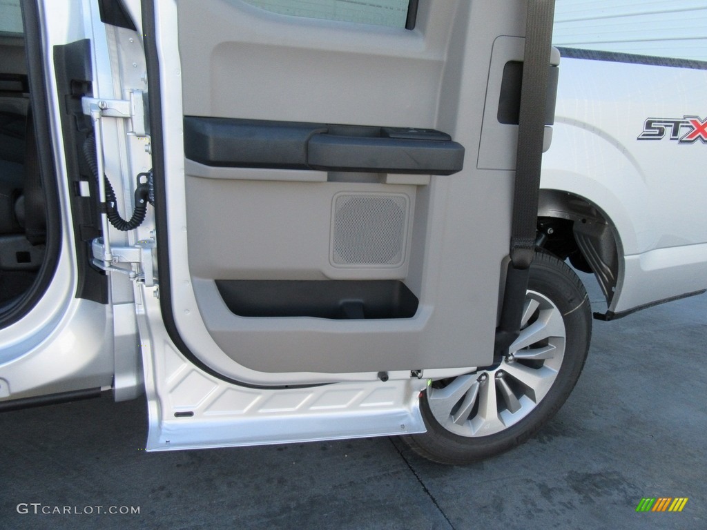 2017 F150 XL SuperCab - Ingot Silver / Black photo #18