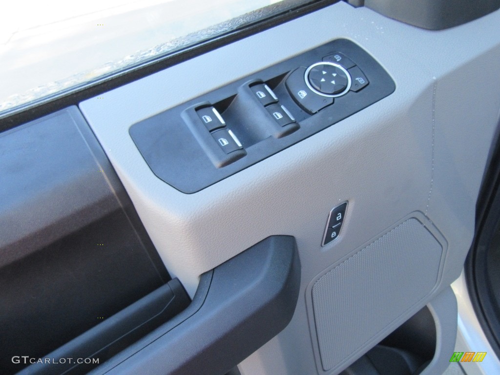 2017 F150 XL SuperCab - Ingot Silver / Black photo #21