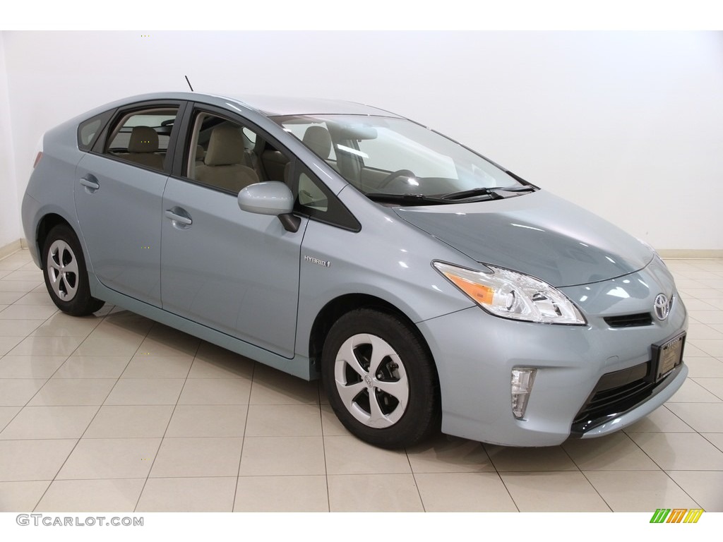 2015 Prius Two Hybrid - Sea Glass Pearl / Bisque photo #1