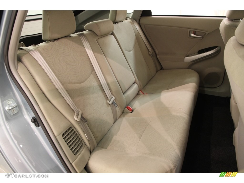 2015 Prius Two Hybrid - Sea Glass Pearl / Bisque photo #14
