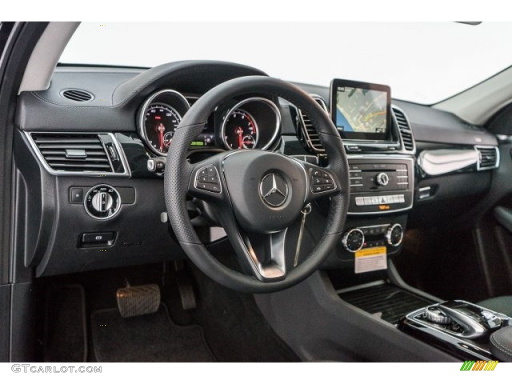 2017 Mercedes-Benz GLE 550e Black Dashboard Photo #118314018