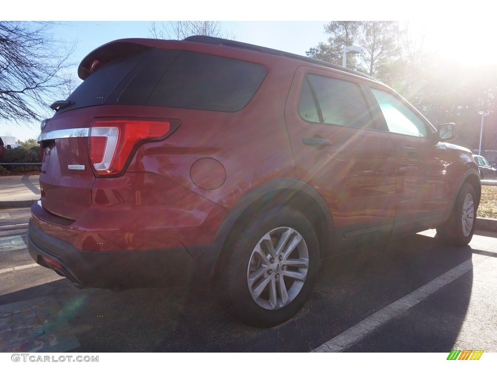 2016 Explorer FWD - Ruby Red Metallic Tri-Coat / Ebony Black photo #3