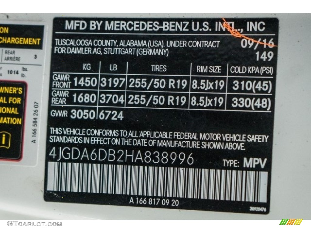 2017 GLE Color Code 149 for Polar White Photo #118314464