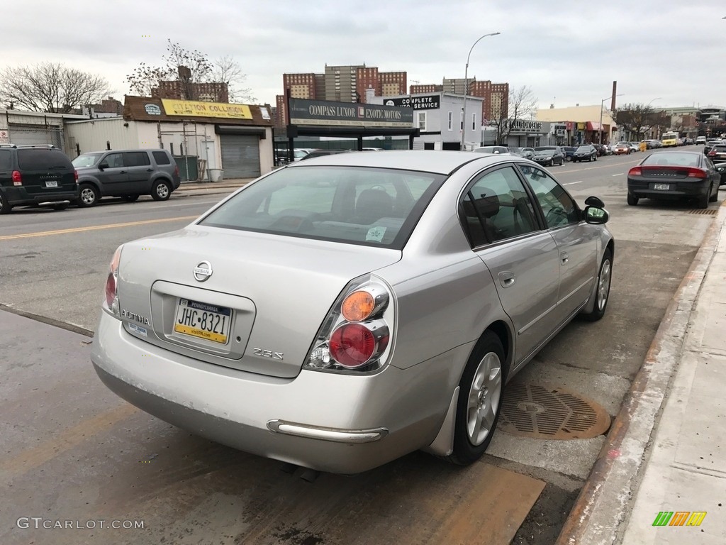 2002 Altima 2.5 S - Sheer Silver Metallic / Charcoal Black photo #5