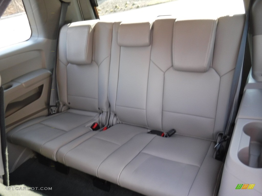 2015 Pilot EX-L 4WD - Taffeta White / Gray photo #25