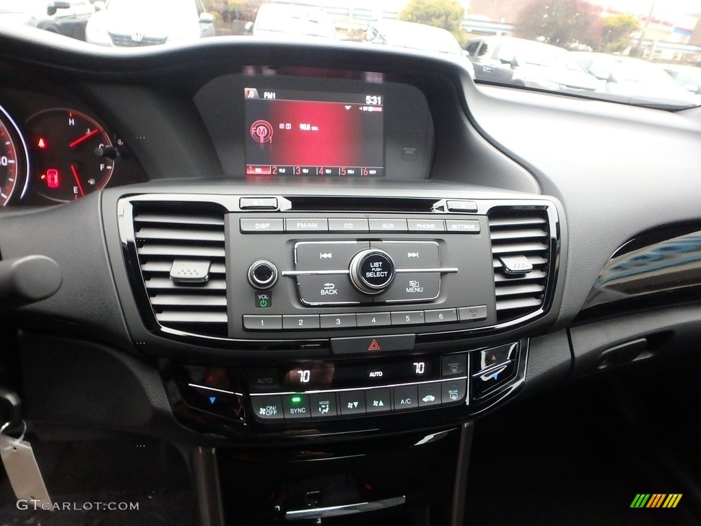 2017 Honda Accord LX-S Coupe Controls Photo #118317877