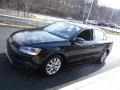 Black - Jetta SE Sedan Photo No. 5