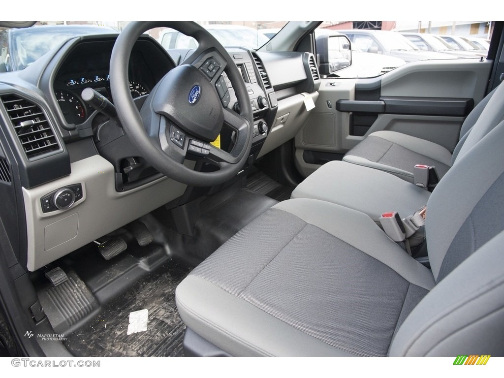 2017 F150 XL Regular Cab 4x4 - Shadow Black / Earth Gray photo #6