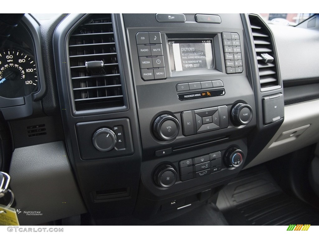 2017 F150 XL Regular Cab 4x4 - Shadow Black / Earth Gray photo #10