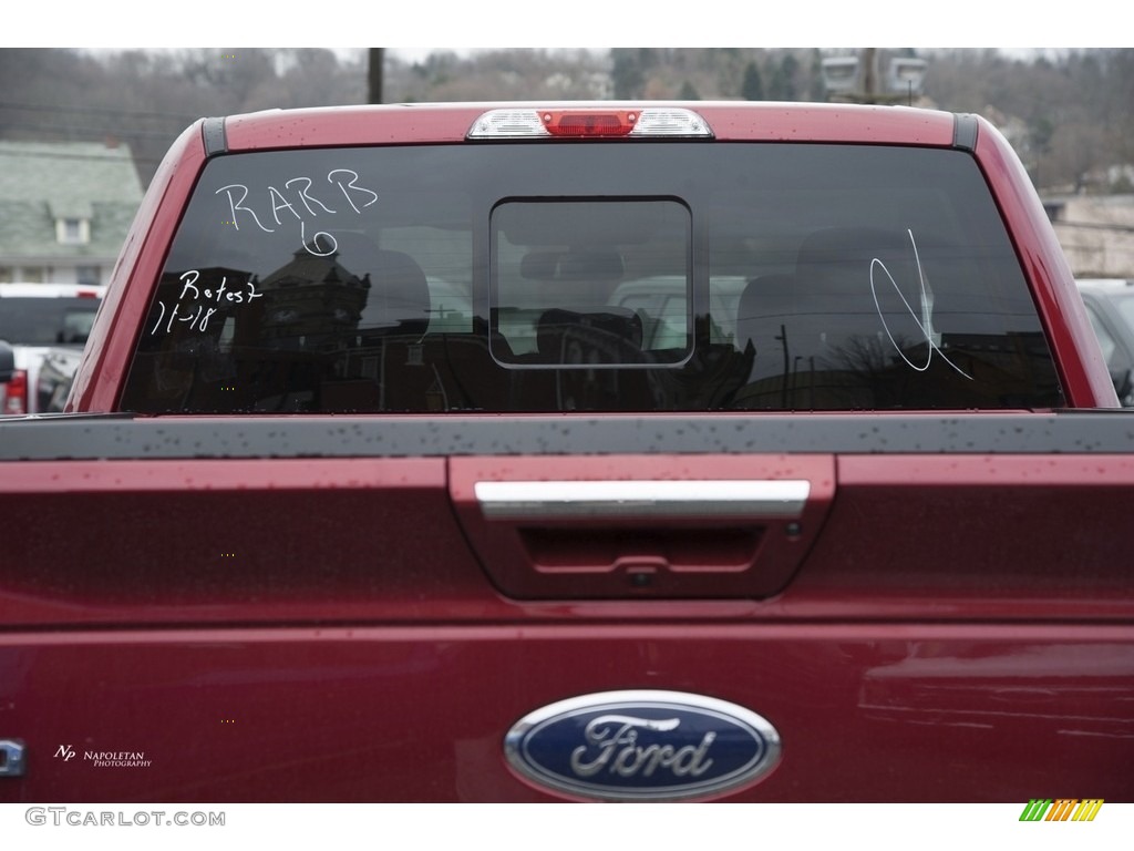 2017 F150 Lariat SuperCab 4x4 - Ruby Red / Black photo #4