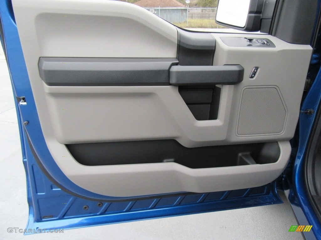 2017 F150 XL Regular Cab - Lightning Blue / Earth Gray photo #18