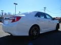 Super White - Camry SE Photo No. 10