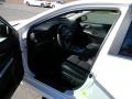 Super White - Camry SE Photo No. 18