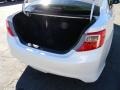 Super White - Camry SE Photo No. 22