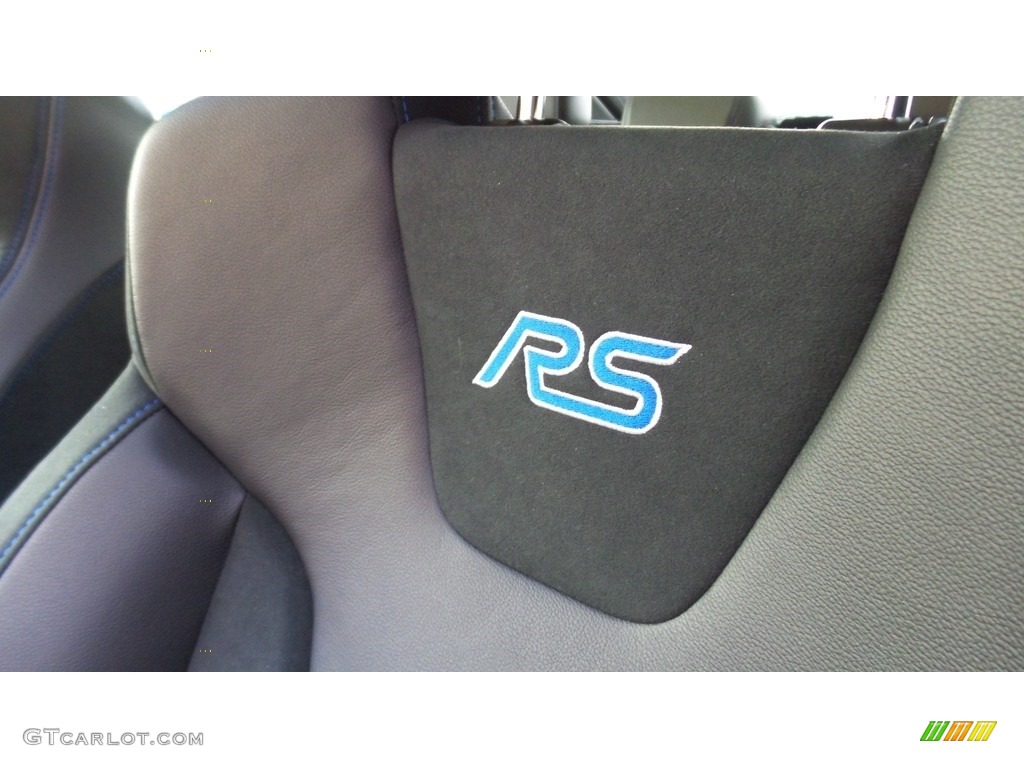 2017 Ford Focus RS Hatch Marks and Logos Photo #118336466