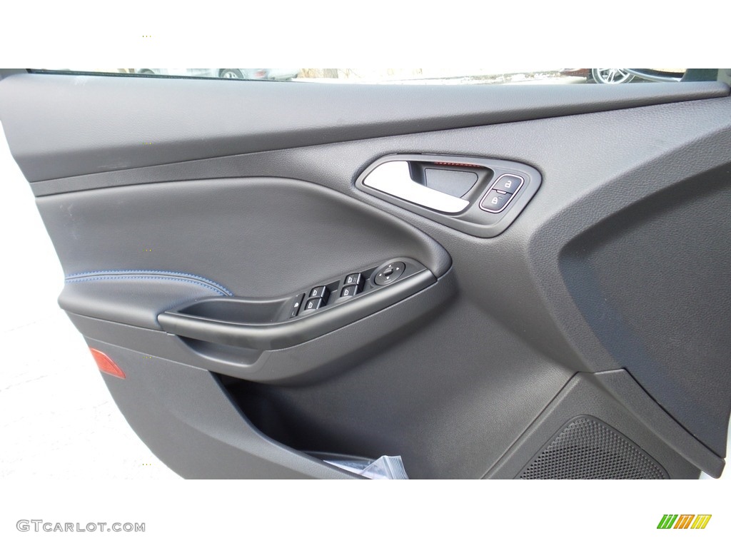 2017 Ford Focus RS Hatch Charcoal Black Recaro Leather Door Panel Photo #118336496
