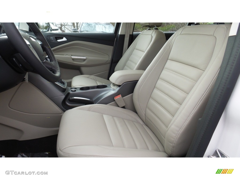 2017 Ford C-Max Hybrid SE Front Seat Photo #118336622