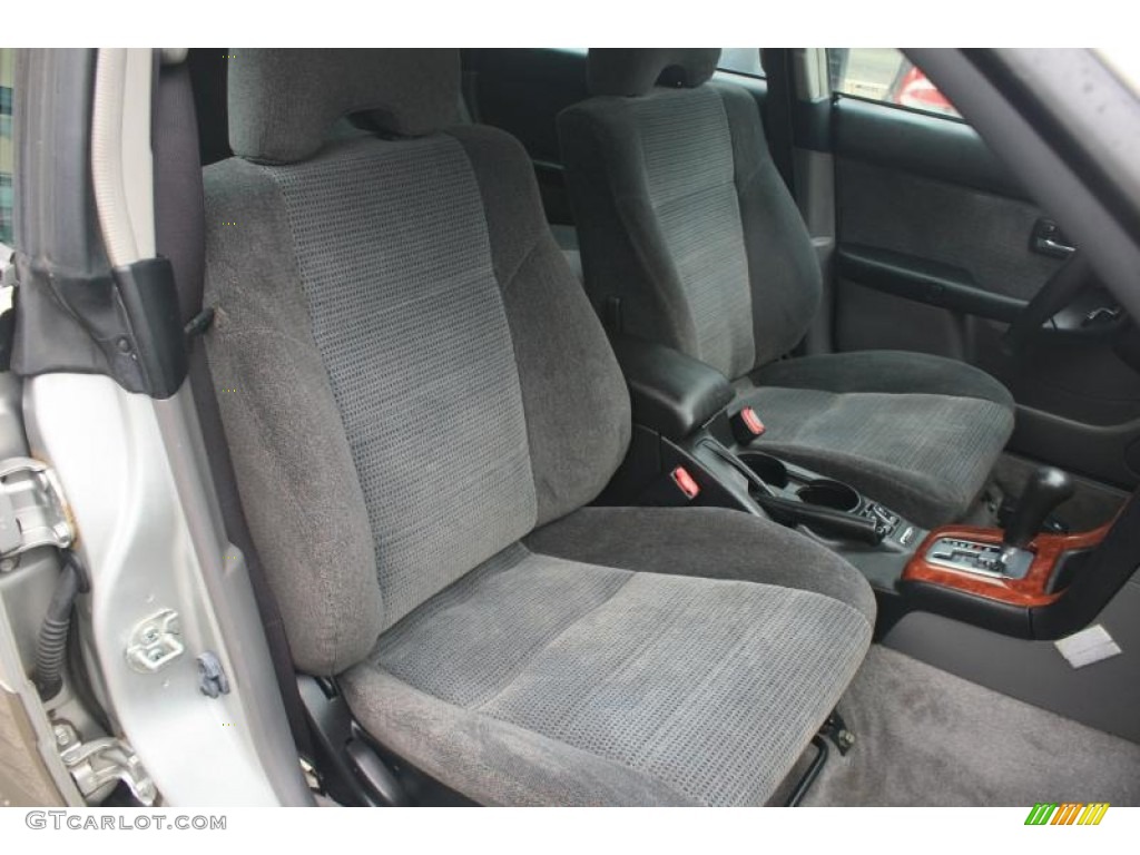 2004 Outback Wagon - Silver Stone Metallic / Gray/Black photo #44