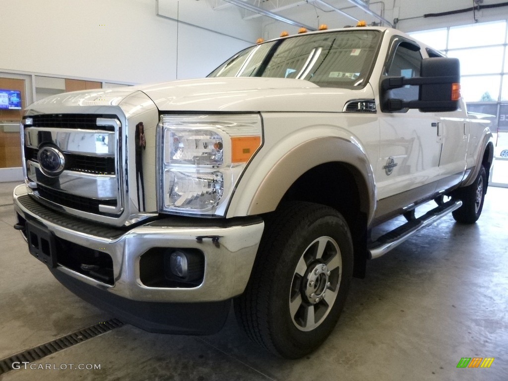 2014 F350 Super Duty Lariat Crew Cab 4x4 - Oxford White / Adobe photo #4