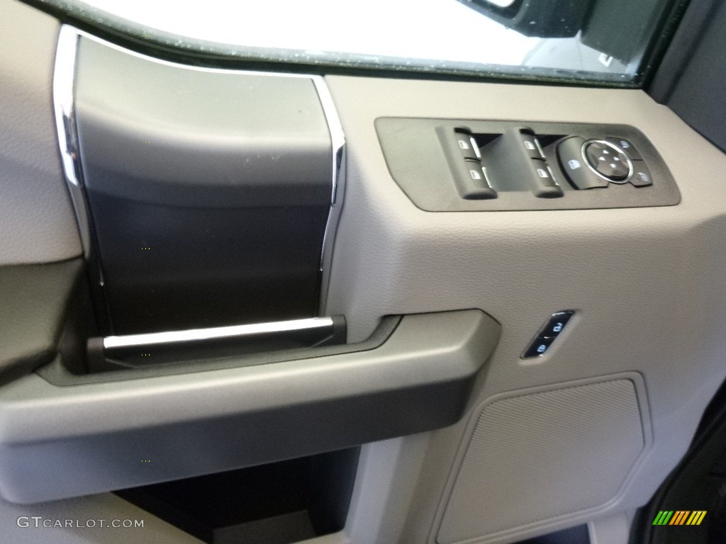 2017 F150 XLT SuperCrew 4x4 - Magnetic / Earth Gray photo #11