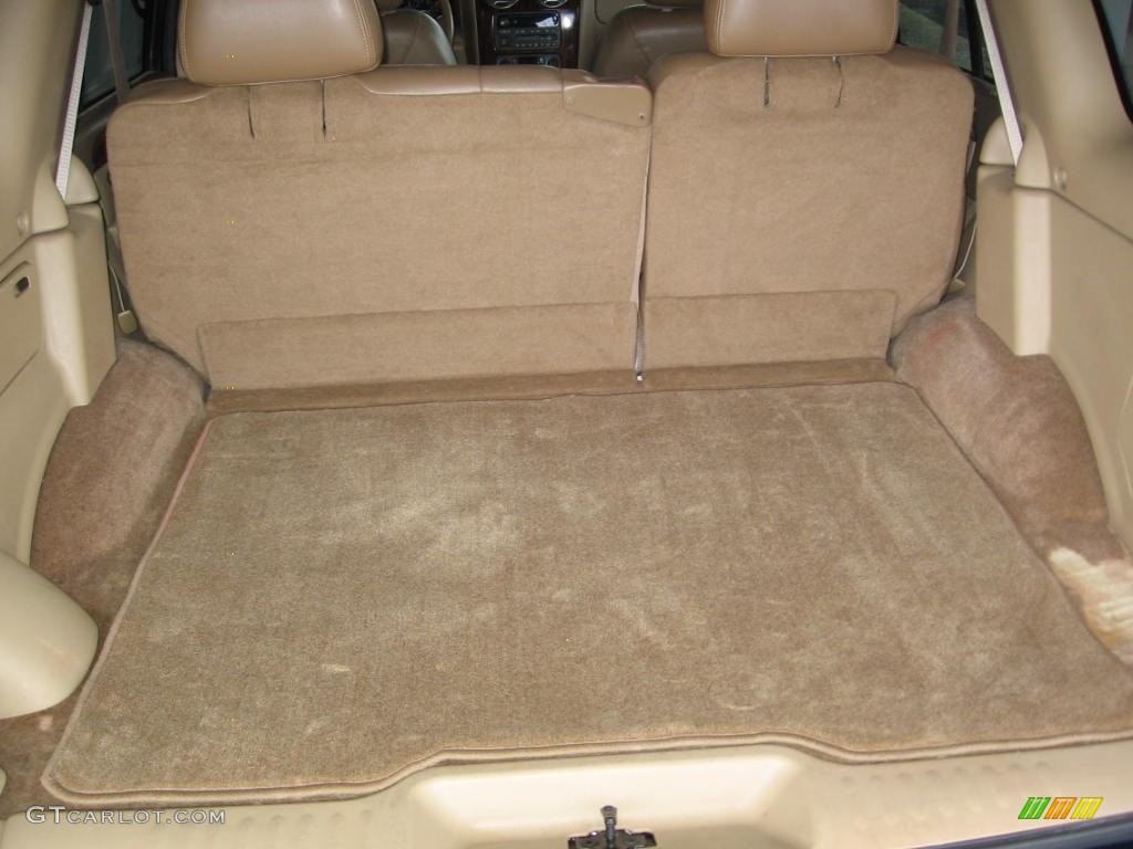 2003 Envoy SLT - Indigo Blue Metallic / Light Oak photo #16