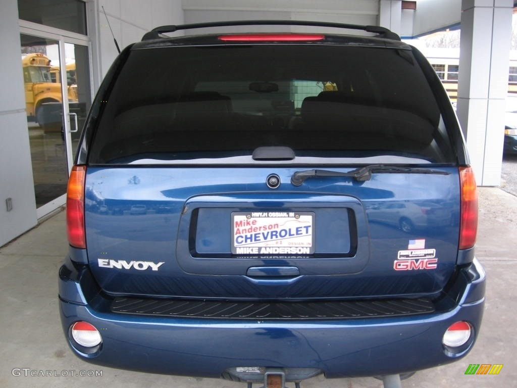 2003 Envoy SLT - Indigo Blue Metallic / Light Oak photo #17