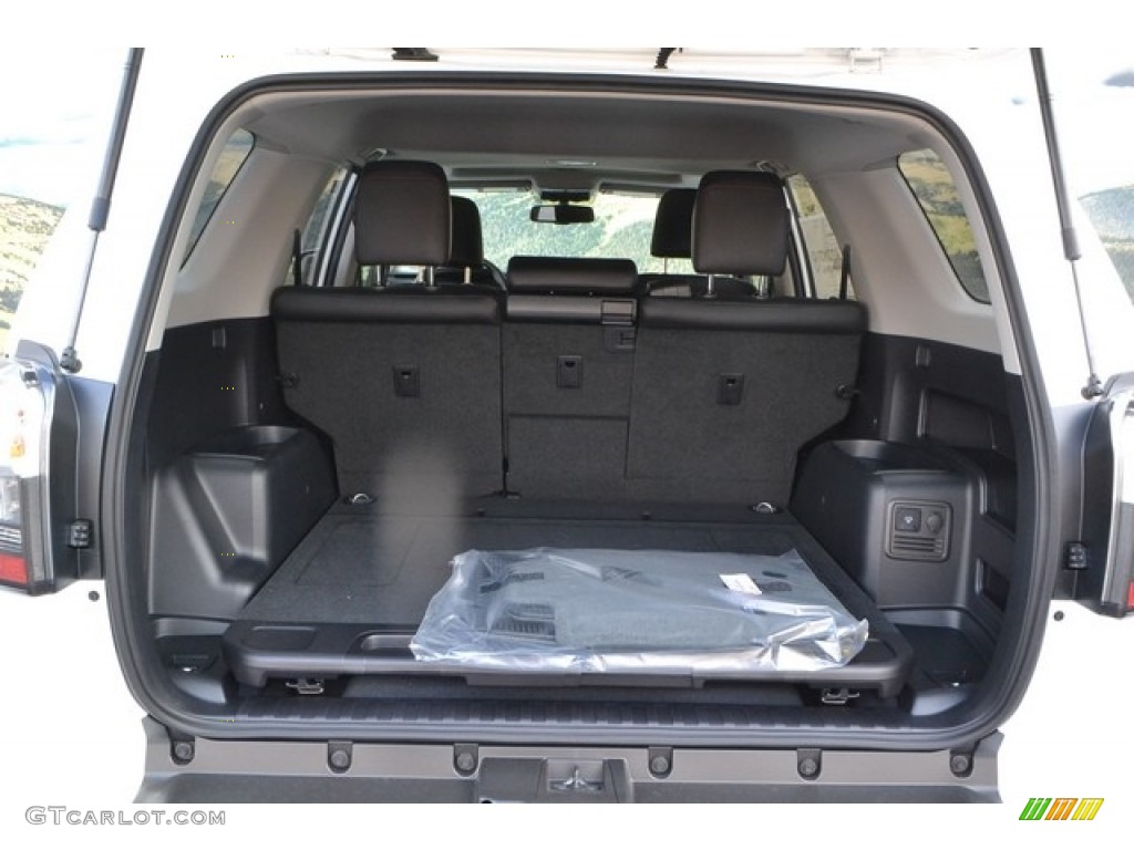 2017 4Runner TRD Off-Road Premium 4x4 - Super White / Black photo #8