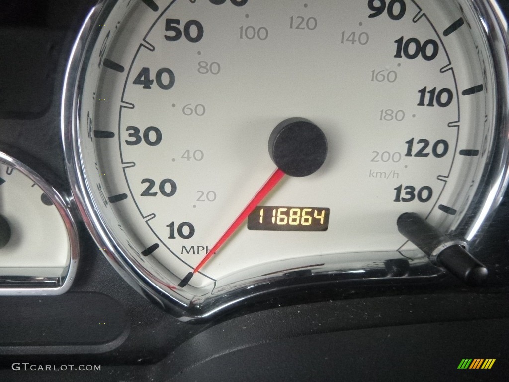 2006 VUE V6 AWD - Polar White / Gray photo #30