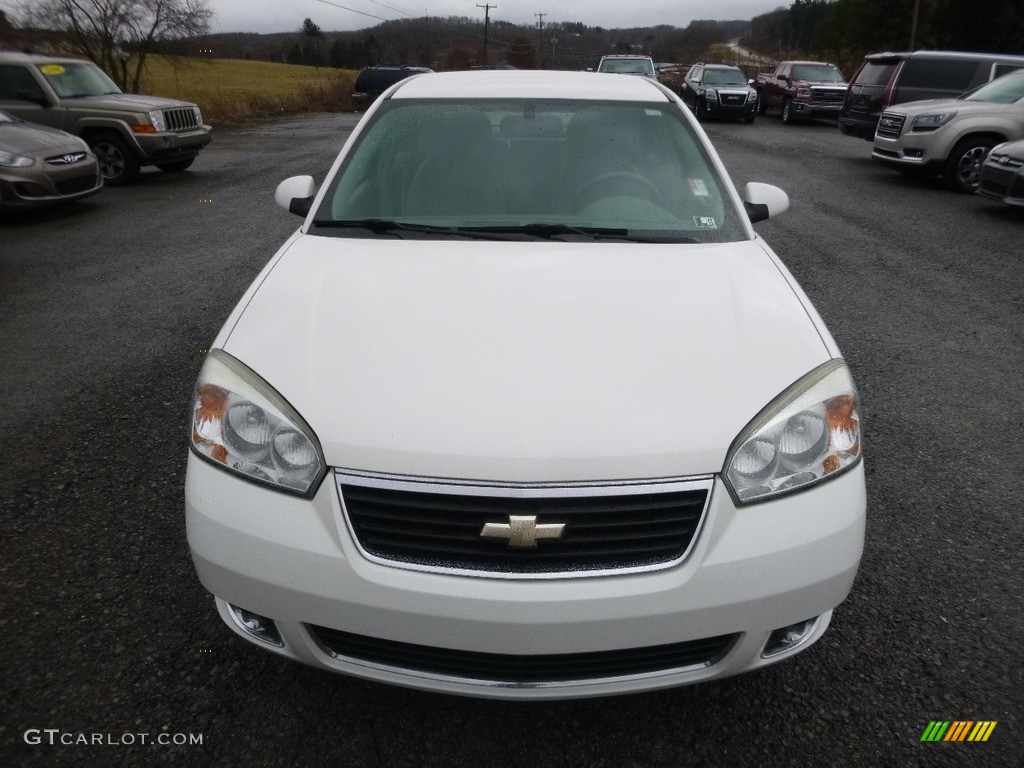 2007 Malibu Maxx LT Wagon - White / Titanium Gray photo #3