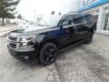 Black - Suburban LT 4WD Photo No. 2