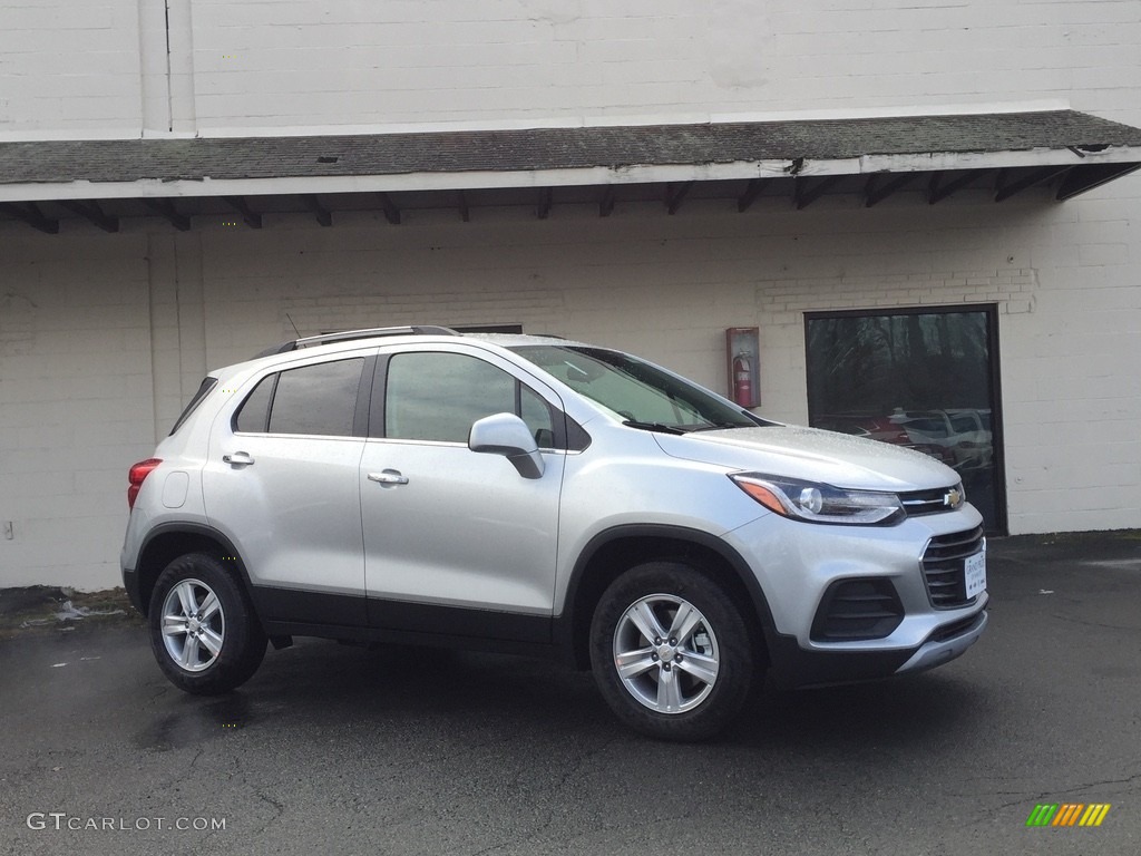 2017 Trax LT AWD - Silver Ice Metallic / Jet Black photo #3