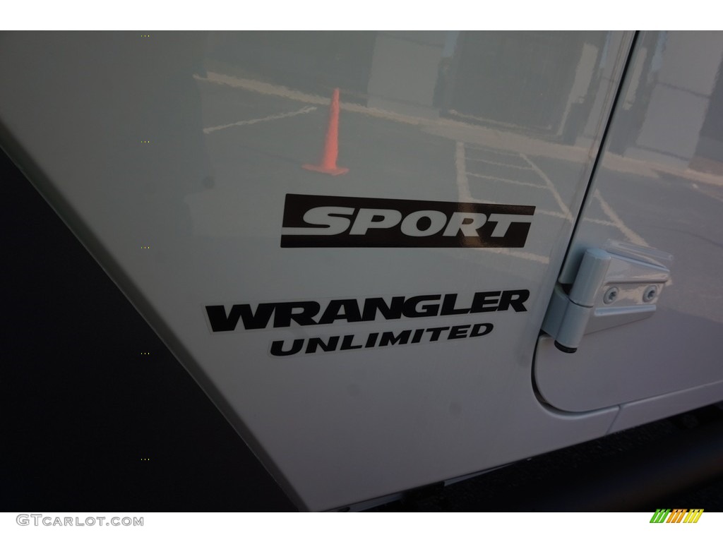 2017 Wrangler Unlimited Sport 4x4 - Bright White / Black photo #13
