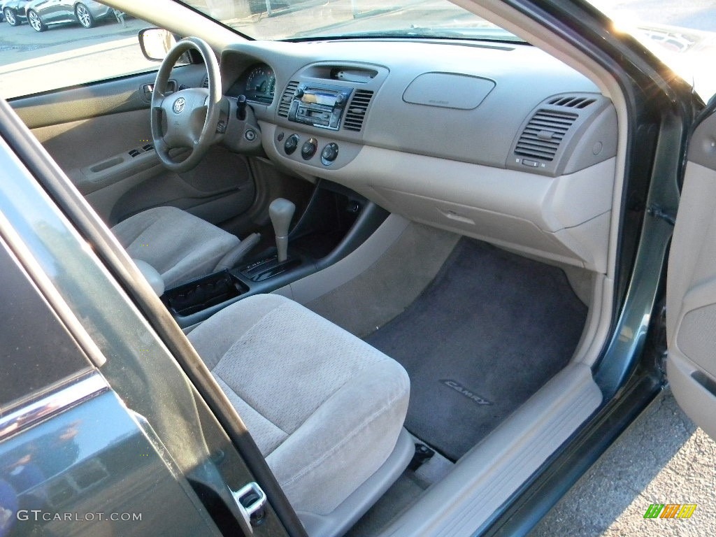 2002 Camry SE - Aspen Green Pearl / Dark Charcoal photo #22
