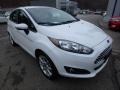 Oxford White - Fiesta SE Hatchback Photo No. 8