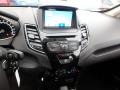 Oxford White - Fiesta SE Hatchback Photo No. 23