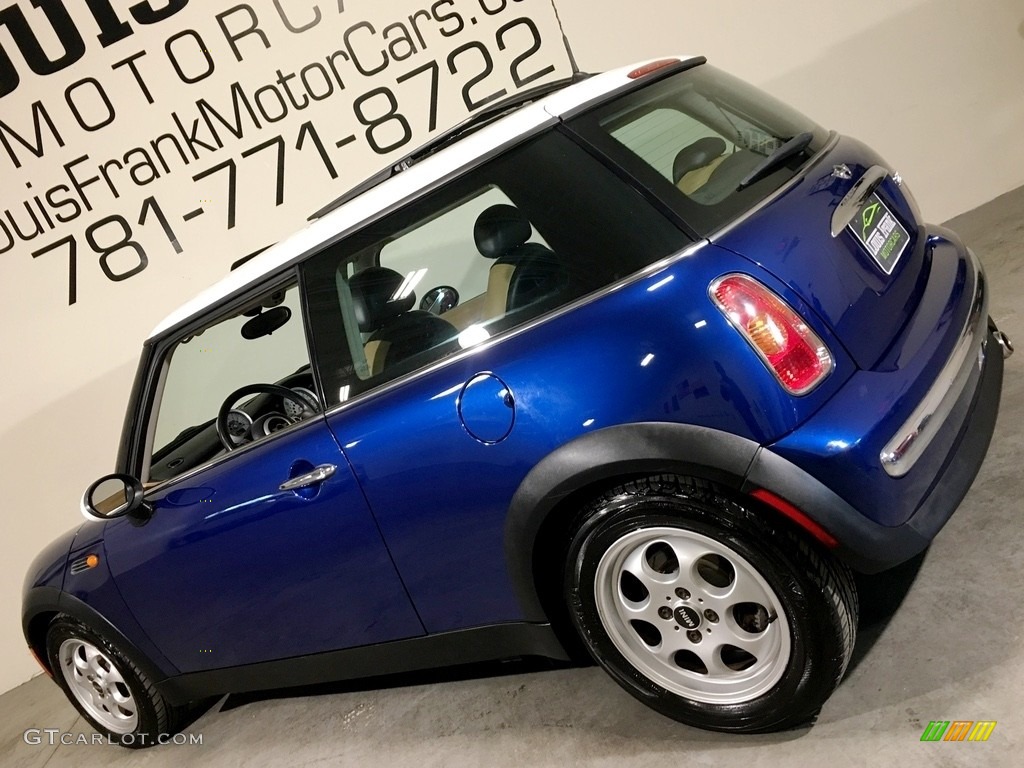 2003 Cooper Hardtop - Indi Blue Metallic / Cordoba Beige photo #16