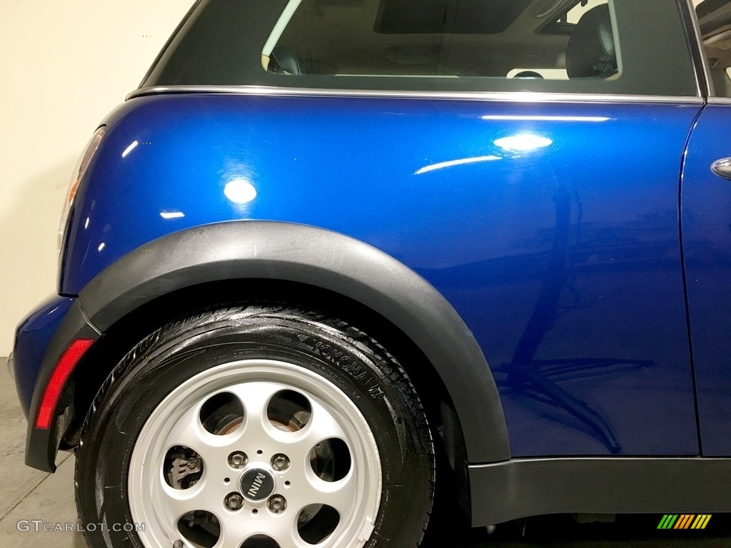 2003 Cooper Hardtop - Indi Blue Metallic / Cordoba Beige photo #33