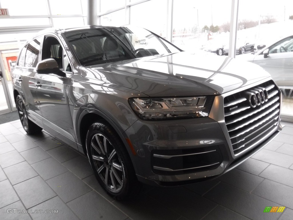 2017 Q7 3.0T quattro Premium Plus - Graphite Gray Metallic / Black photo #9