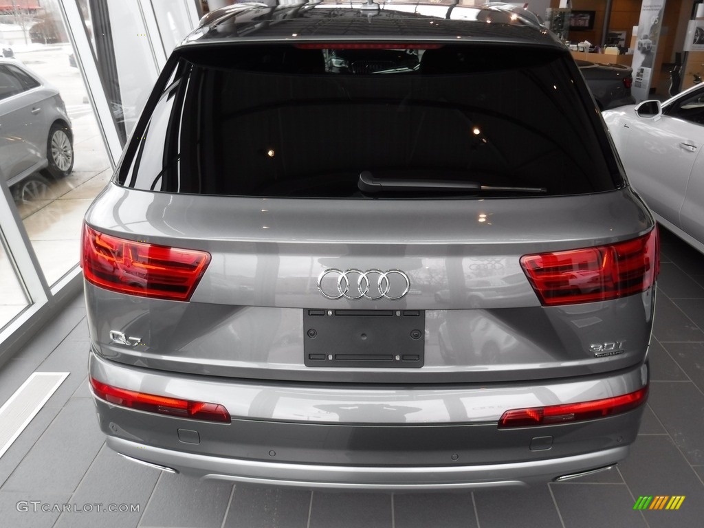 2017 Q7 3.0T quattro Premium Plus - Graphite Gray Metallic / Black photo #14