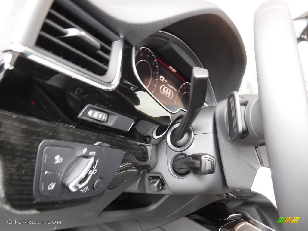 2017 Q7 3.0T quattro Premium Plus - Graphite Gray Metallic / Black photo #23