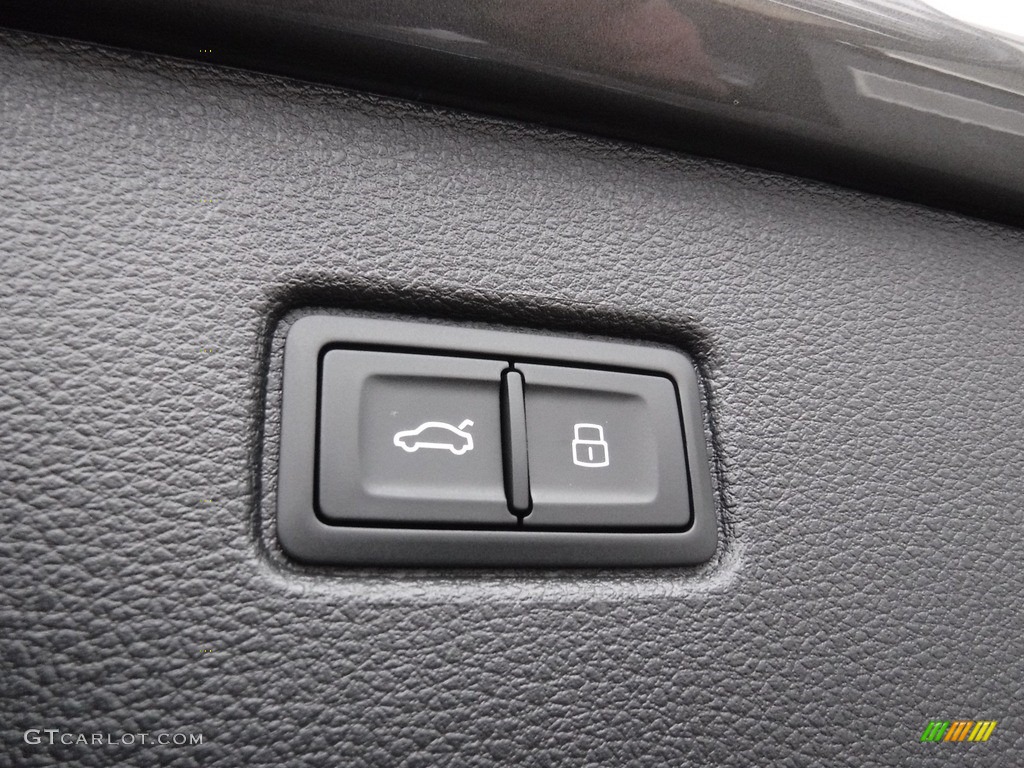 2017 Q7 3.0T quattro Premium Plus - Graphite Gray Metallic / Black photo #40