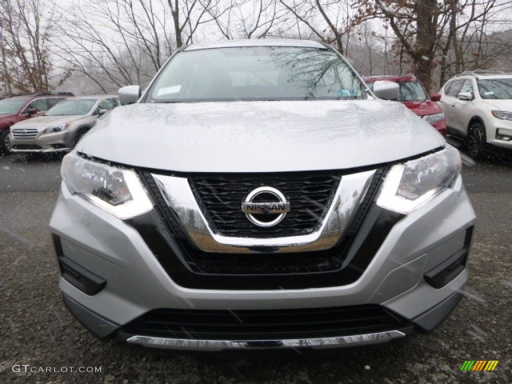 2017 Rogue S AWD - Brilliant Silver / Charcoal photo #11