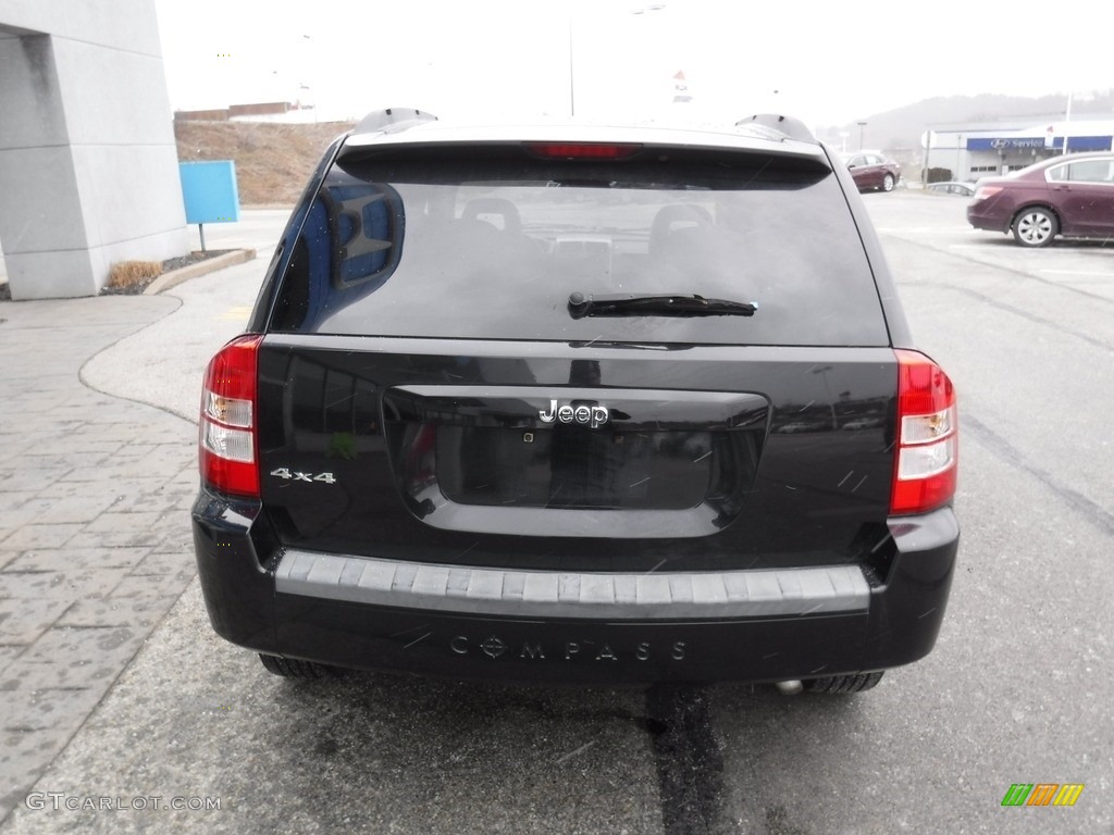 2008 Compass Sport 4x4 - Brilliant Black Crystal Pearl / Dark Slate Gray photo #8