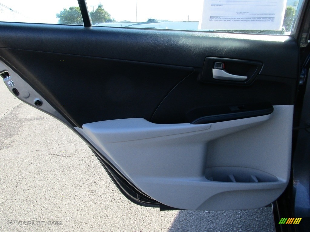 2014 Camry LE - Magnetic Gray Metallic / Ash photo #24