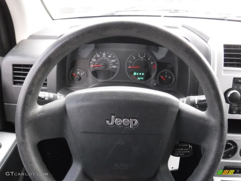 2008 Compass Sport 4x4 - Brilliant Black Crystal Pearl / Dark Slate Gray photo #18