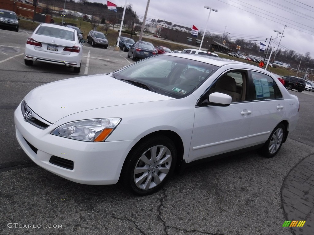 2006 Accord LX V6 Sedan - Taffeta White / Ivory photo #6