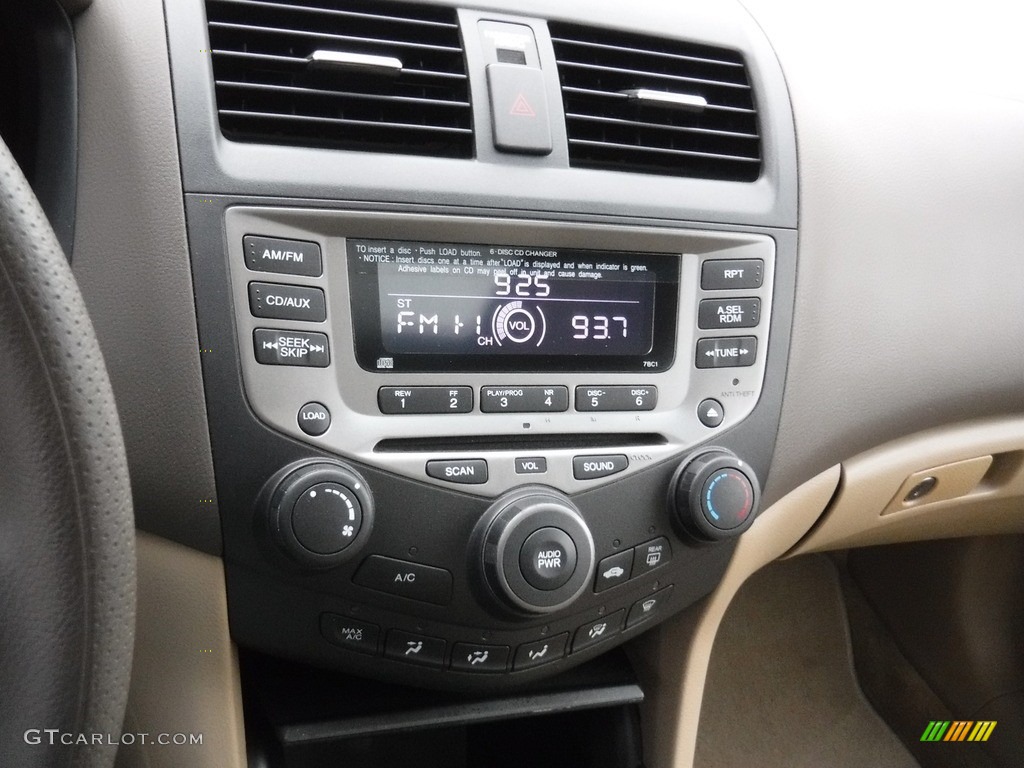 2006 Accord LX V6 Sedan - Taffeta White / Ivory photo #19