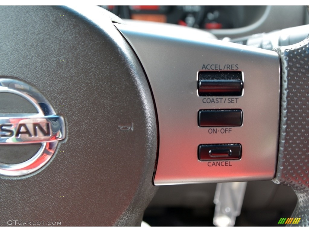 2005 Frontier SE King Cab 4x4 - Radiant Silver Metallic / Nismo Charcoal photo #18