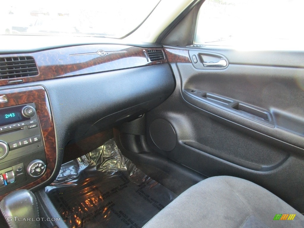 2013 Impala LT - Summit White / Ebony photo #13