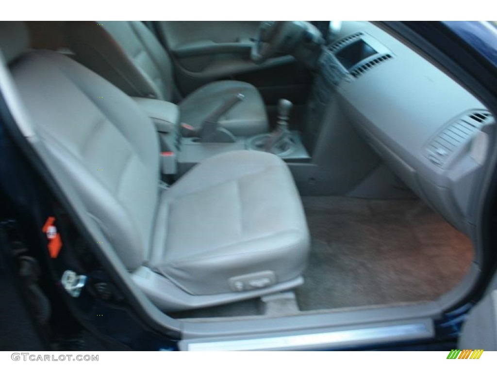 2004 Maxima 3.5 SE - Majestic Blue Metallic / Frost Gray photo #40